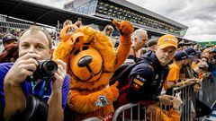 SPIELBERG - Fans of Max Verstappen watch the pitlane on the Red Bull Ring race track in the run-up to the Austrian Grand Prix. ANP SEM VAN DER WAL (Photo by ANP via Getty Images)