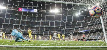 Bruno Soriano cheekily chips in the penalty at the Bernabéu.
