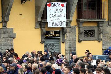 FLORENCE, ITALY - MARCH 08: Crowds gather ahead of a funeral service for Davide Astori on March 8, 2018 in Florence, Italy. The Fiorentina captain and Italy international Davide Astori died suddenly in his sleep aged 31 on March 4th, 2018. (Photo by Gabri