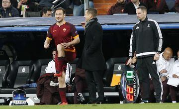 Real Madrid fans have always had a spoft spot for Roma's Totti. He received applause at the Bernabéu twice - on 30 October 2002 then a few years later on 8 March 2016.
