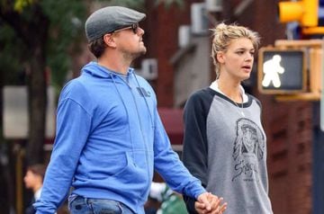 Leonardo DiCaprio estuvo saliendo con la actriz y modelo Kelly Rohrbach entre la primavera de 2015 y los comienzos de 2016.