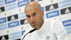 Zidane, en rueda de prensa con el Madrid.