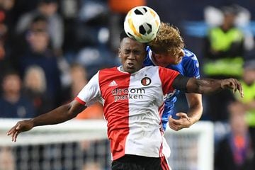 La Eredivisie fue la primera liga de Europa que anunció oficialmente el final de la temporada. Luis Sinisterra, con Feyenoord, terminó tercero y obtuvo un cupo a la Europa League. Mientras que el título se declaró desierto. 