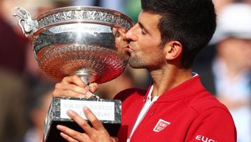 Djokovic wins his first title at Roland Garros.