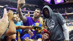 Los Warriors de Klay, Durant y Curry aplastan a los Lakers