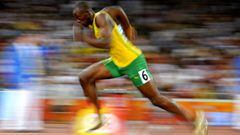 Usain Bolt medita entre el f&uacute;tbol y la F&oacute;rmula 1.