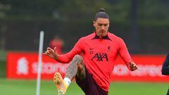KIRKBY, ENGLAND - AUGUST 18: (THE SUN OUT. THE SUN ON SUNDAY OUT) Darwin Nunez of Liverpool during a training session at AXA Training Centre on August 18, 2022 in Kirkby, England. (Photo by John Powell/Liverpool FC via Getty Images)