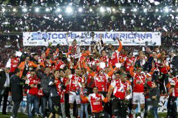 Si duda el titulo de la Copa Sudamericana le da distinción histórica al equipo bogotano en ser el mejor séptimo equipo del mundo. (240 puntos)