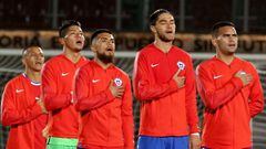 El defensor chileno fue consultado sobre la reflexión del capitán chileno luego del 2-2 contra Colombia. "Están haciendo las cosas bien", dijo.