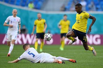 Alexander Isak in action for Sweden at Euro 2020