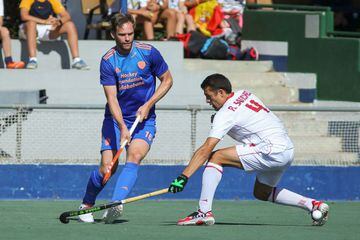 Mirco Pruijser of Netherlands and Ricardo Sanchez of Spain during friendly hockey match played between Spain and Netherlands at Club de Campo July 15, 2021 in Madrid, Spain.