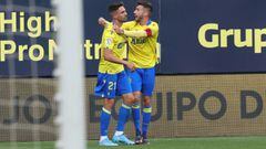 Jos&eacute; Mari y Sobrino celebran el gol ante el Villarreal.