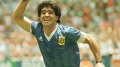 El Napoles estrena la camiseta en honor a Maradona