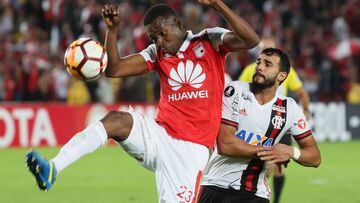 Santa Fe se enreda en Bogotá y empata con Flamengo