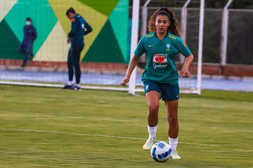 La Selección Femenina de Brasil sigue trabajando con miras a la final de la Copa América ante Colombia. El partido será este sábado en el Alfonso López.