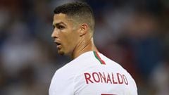 The footballers who've had a Cristiano Ronaldo hair transplant