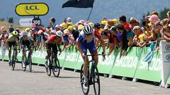 David Gaudu y Nairo Quintana en la llegada de la etapa 17 del Tour de Francia