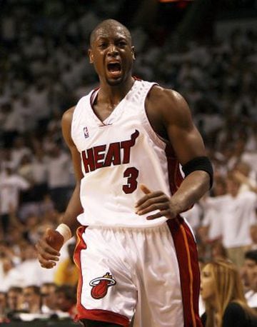 Juega con los Miami Heat (2003-presente). Ha ganado tres veces la NBA (2006, 2012 y 2013) y ha sido dos veces finalista. Ha sido en dos ocasiones elegido para el Equipo Ideal NBA (2009, 2010), MVP de la final de la NBA de 2006 y fue seleccionado once veces para el All Star.