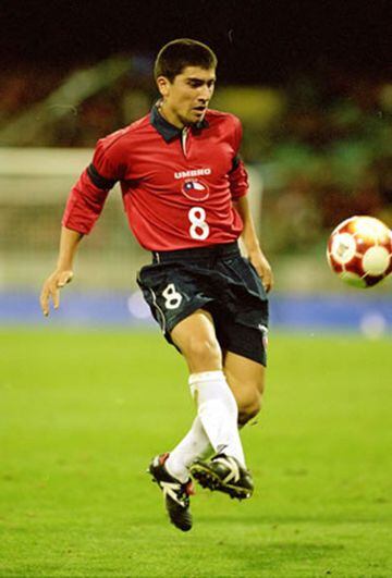 David Pizarro se retiró este año tras jugar su última temporada en Universidad de Chile y clasificar al equipo a la Copa Libertadores. Tiene planes de dirigir en el fútbol formativo. 