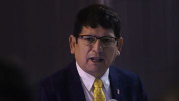 Agustín Lozano seguirá a cargo de la FPF hasta el 2025
