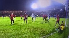 El insólito gol que se perdió Magallanes ante Colo Colo: ya es viral
