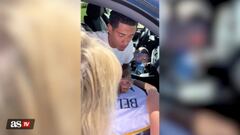 Real Madrid's Jude Bellingham is having to learn Spanish pretty quickly, and trying to spell a name to give an autograph really tested his skills.