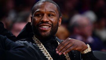 Feb 7, 2023; Los Angeles, California, USA; American boxer Floyd Mayweather attends the game between the Los Angeles Lakers and the Oklahoma City Thunder in the first half at Crypto.com Arena. Mandatory Credit: Gary A. Vasquez-USA TODAY Sports
