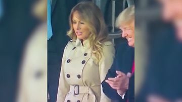 Suma millones en las redes: la cara de Melania Trump después de sonreír junto a su marido