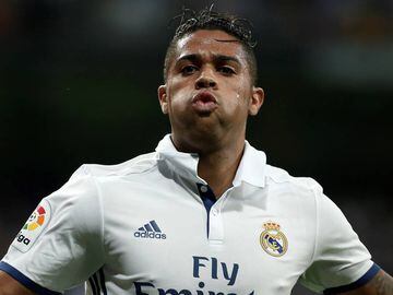 MADRID, SPAIN - AUGUST 16: Mariano Diaz Mejia of Real Madrid celebrates after scoring a goal during the 37th Santiago Bernabeu Trophy game between Real Madrid and Stade de Reims at the Santiago Bernabeu Stadium in Madrid, Spain on August 16, 2016. (Photo 