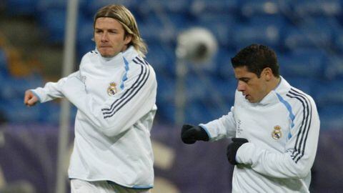 Los exjugadores del Real Madrid, Cicinho y David Beckham.