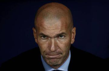 Head coach Zinedine Zidane of Real Madrid CF reacts on the bench prior to start the La Liga match between Club Atletico Madrid and Real Madrid CF at Estadio Wanda Metropolitano