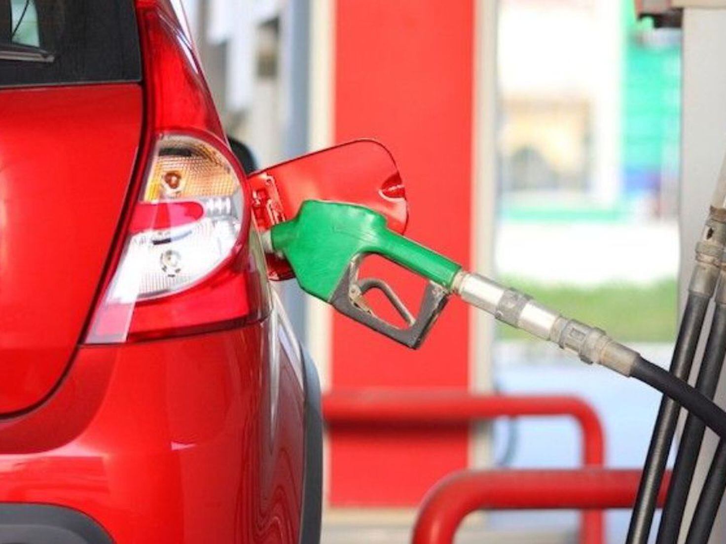 Qué hacer para que rinda más la gasolina del carro?