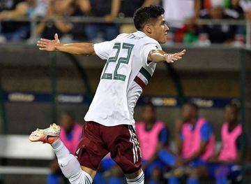 Uriel Antuna celebra su gol en el triunfo Martinica 2-3 México de la Copa Oro 2019 en el Bank of America Stadium.