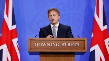Britain&#039;s Transport Secretary Grant Shapps gives a virtual press conference inside the new Downing Street Briefing Room in central London on May 7, 2021. (Photo by Tolga Akmen / various sources / AFP)