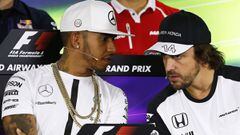 Guiño de Hamilton a Alonso: "Mercedes necesita experiencia"