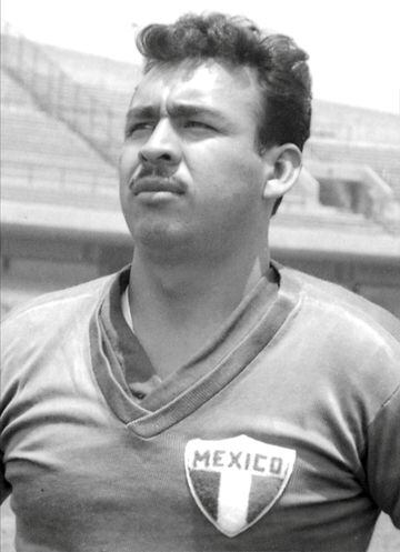 Fue el primer Mundial en el que la Selección Mexicana vistió de verde y desde entonces ha sido su uniforme de local. Fue la única equipación que llevó entonces.