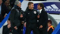 LONDON, ENGLAND - MARCH 13: Jose Mourinho Manager of Manchester United and Antonio Conte manager of Chelsea have words and are separated by fourth official Mike Jones during The Emirates FA Cup Quarter-Final match between Chelsea and Manchester United at 