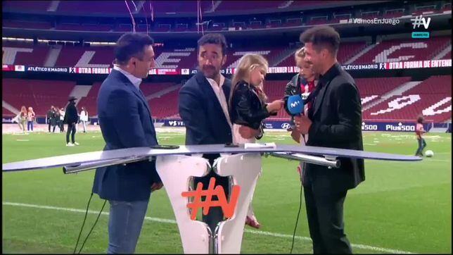 That moment when Simeone's daughters interrupt live interview