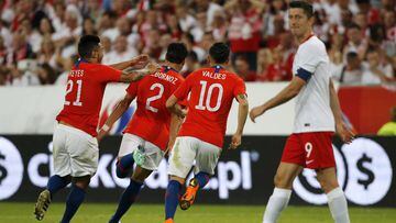 Chile cosecha un empate con gusto a poco en Polonia