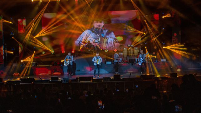 Los Tigres del Norte en el Zócalo de CDMX este 15 de septiembre: horarios y cómo ver el concierto online