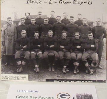 Los Green Bay Packers (GB Acme Packers como era conocido antes) surgieron en 1919, pero se unieron a la liga en 1921 y son la sede más añeja de todo el futbol americano profesional. 