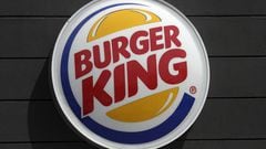 Burger King is shelling out a billion dollars to buy out more than a thousand restaurants from its biggest franchisee as part of its modernization plan.