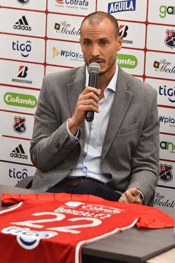 En imágenes: David Gonzalez es presentado como DT de Medellín