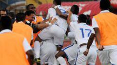 Honduras celebra el gol conseguido ante Costa Rica