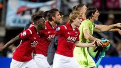 El Astra Giurgiu, de celebración tras un partido contra el AZ Alkmaar.