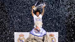 MADRID, SPAIN - MAY 29: Marcelo Vieira of Real Madrid holds the UEFA Champions League trophy during the UEFA Champions League trophy bus parade after winning the UEFA Champions League final against Liverpool in Paris on May 29, 2022 in Madrid, Spain. (Photo by Diego Souto/Quality Sport Images/Getty Images)
