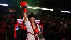 Gilberto 'Zurdo' Ramírez en pelea de box