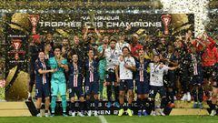 El PSG celebra la victoria en la Supercopa de Francia.