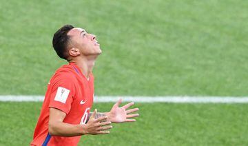 Chile's forward Martin Rodriguez celebrates after scoring a goal during the 2017 Confederations Cup group B football match between Chile and Australia at the Spartak Stadium in Moscow on June 25, 2017