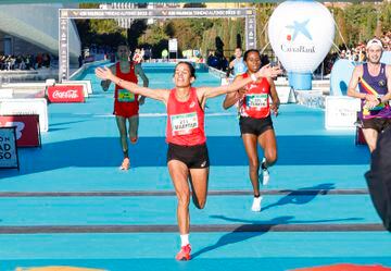 La atleta española Majida Maayouf consiguió el récord de España maratón femenino(2.21'27'') 